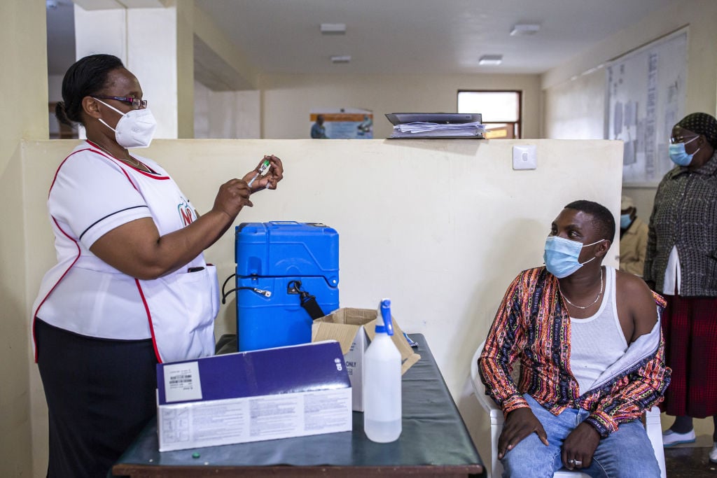 Kenya COVID-19 vaccination challenges