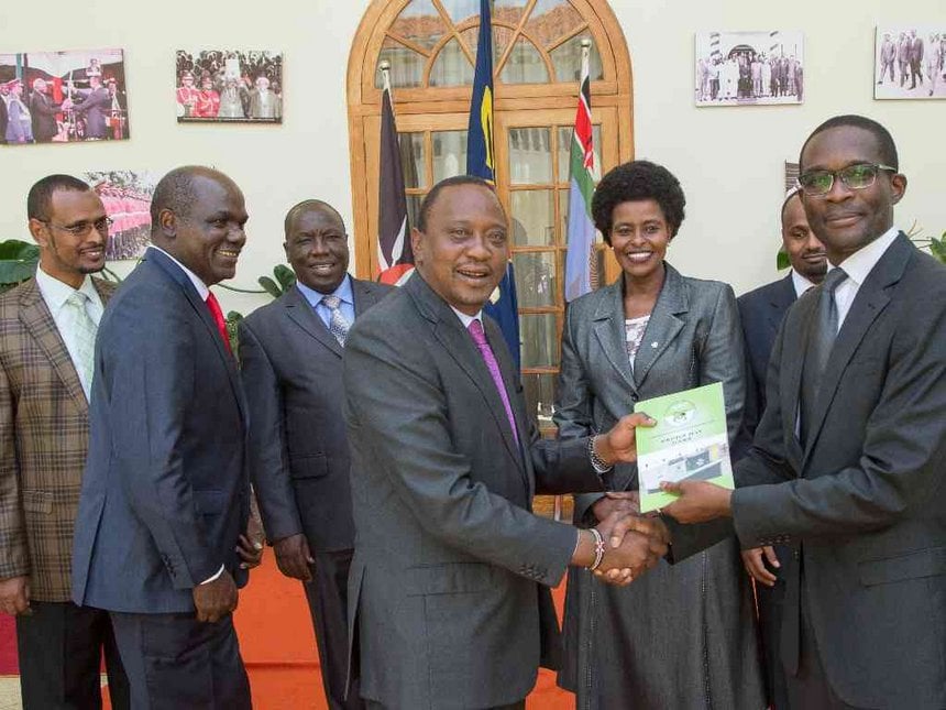 Raila on Ezra Chiloba