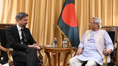 Alvaro Lario IFAD President meets Muhammad Yunus Chief Advisor Rome 2025-10-13 (PID-0061439).jpg